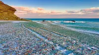 Memukau, Pantai Berpasir Kaca Warna-warni di Teluk Ussuri