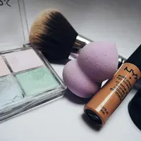 Porcelain makeup menjadi perbincangan hangat di tahun ini. (Foto: Pexels/Beata Dudová)