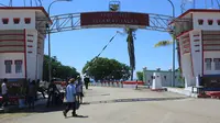 Di wilayah ini menjadi tempat transit warga kedua Negara yang akan memasuki Timor Leste dan Indonesia. 