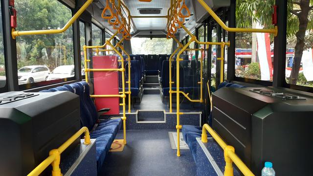 Direktorat Jenderal Perhubungan Darat Kementerian Perhubungan melakukan uji coba bus listrik buatan lokal, yaitu PT Mobil Anak Bangsa (MAB).