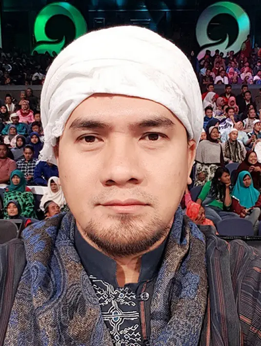 Dibalik penampilan dan bahasanya, tidak ada yang menyangka kabar mengejutkan dari DS. Melaporkan mantan suami Dewi Perssik itu dengan dugaan penyimpangan seksual. (Foto: instagram.com/saipuljamill)