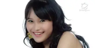 Sebelum terkenal, begini ternyata penampilan Ayu Ting Ting.