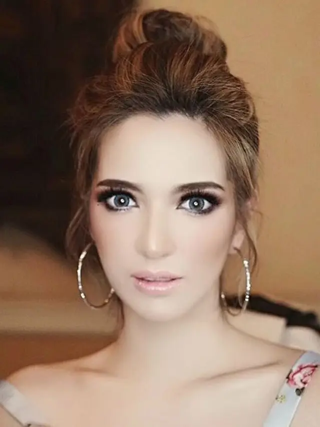 [Bintang] Nia Ramadhani