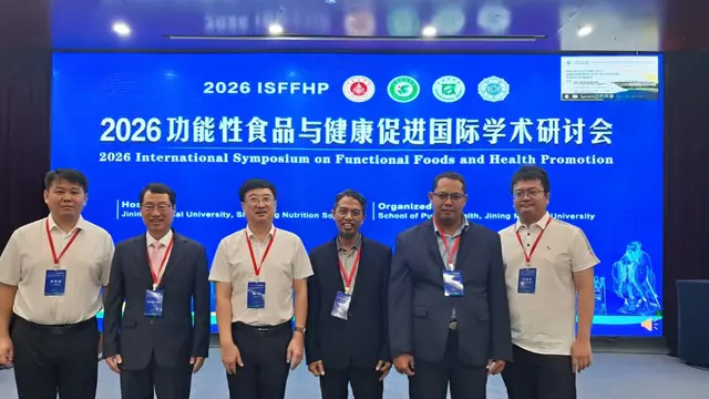 Guru Besar Fakultas Peternakan Universitas Gadjah Mada (UGM) bidang Teknologi Hasil Ternak Prof Yuny Erwanto usai mempresentasikan hasil penelitiannya di Shandong, China. (Foto: Dok UGM)