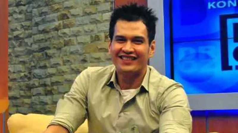 Dr. Ryan Thamrin