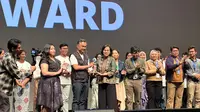 Menteri Keuangan RI Sri Mulyani mendapat penghargaan "Climate Hero Award" dari FPCI di Indonesia Net-Zero Summit 2024, Jakarta, Sabtu (24/8/2024). (Liputan6/Benedikta Miranti)