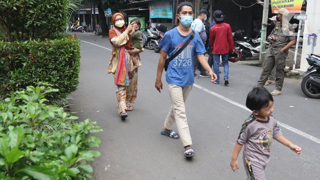 20 Warga Cipayung Terpapar COVID-19 Dibawa ke Wisma Atlet