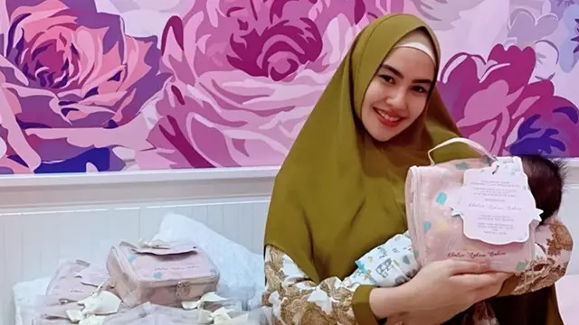 6 Selebriti yang Melahirkan dengan Gentle Birth, Tangguh Banget