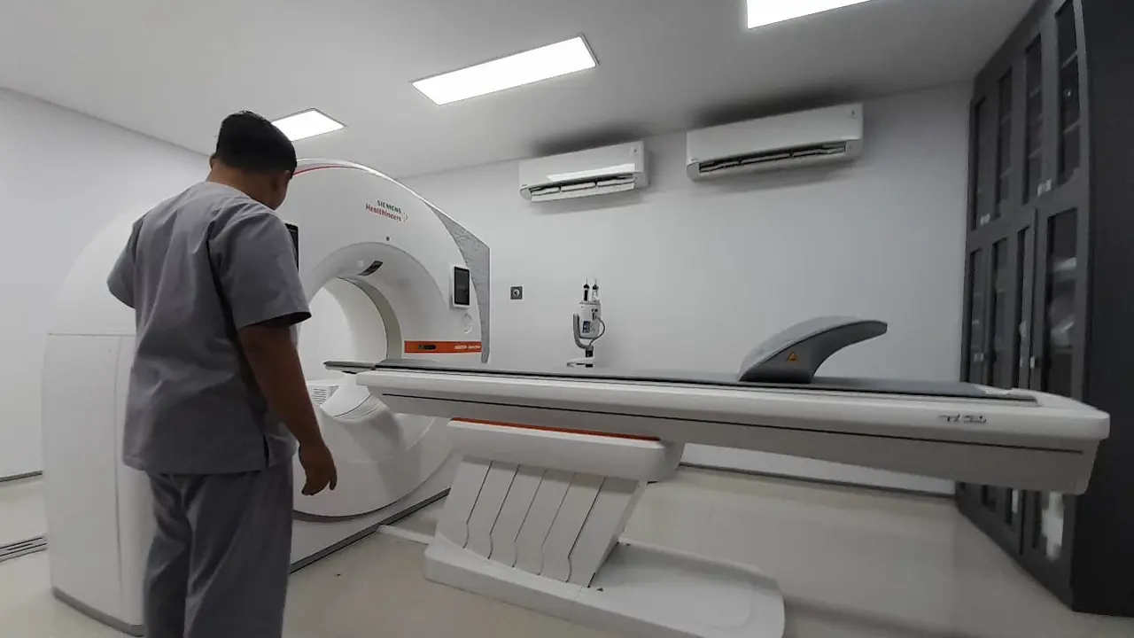 Teknologi pencitraan modern yang ada di RS Tria Dipa.
