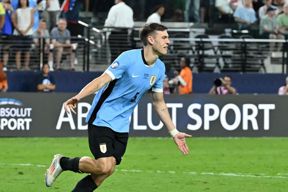 Manuel Ugarte segera jadi pemain Manchester United