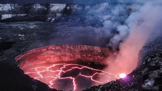 Gunung Kīlauea di Hawaii
