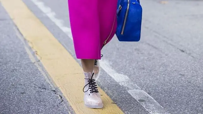 [Bintang] Warna fuchsia 