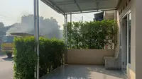 7 Model Teras Rumah Kecil Dekat Jalan Raya untuk Meredam Debu, Hunian Lebih Sehat