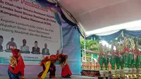 Siswa Sekolah Dasar Padukan Gerakan Bujang Ganong Dengan Silat Cimande di Kota Serang, Banten. (Rabu, 22/02/2023). (Yandhi Deslatama/Liputan6.com).