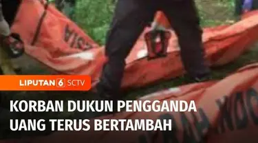 Petugas gabungan dari polisi dan relawan kembali menemukan dua jasad yang diduga korban dukun pengganda uang di Banjarnegara, Jawa Tengah. Dua jasad berjenis kelamin pria dan wanita itu ditemukan dalam satu liang lahat di komplek kebun milik tersangk...