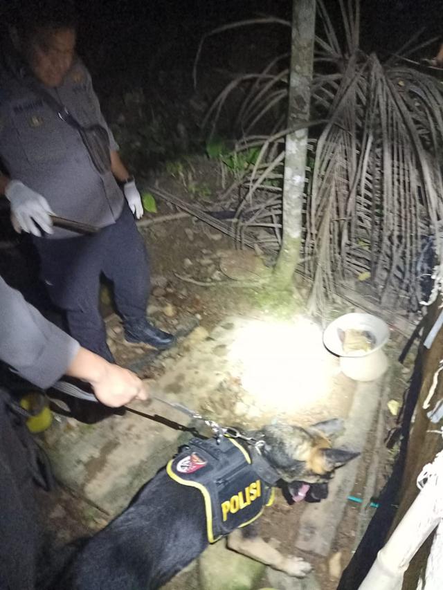 Wanita Baduy Ditemukan Tewas di Saung