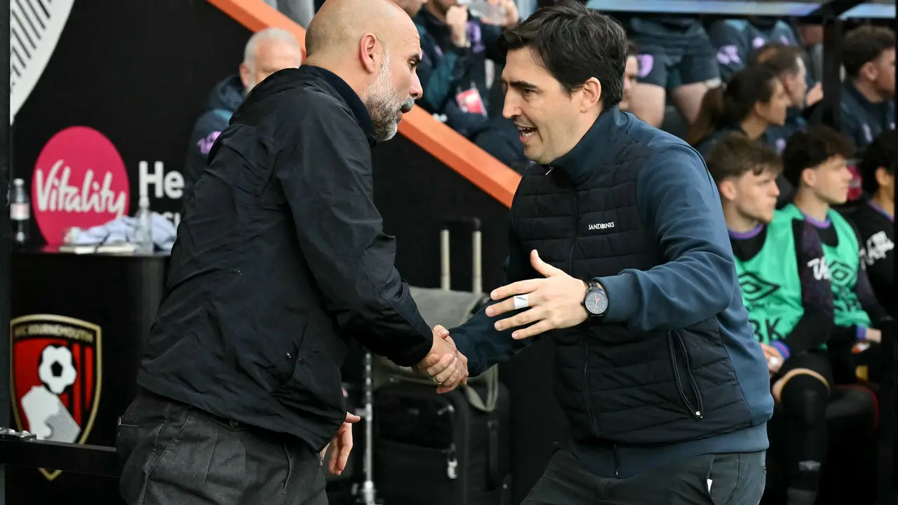Pep Guardiola dan Andoni Iraola