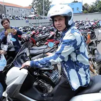 Mantan Billy Syahputra membeli mobil peninggalan Almarhum Olga.