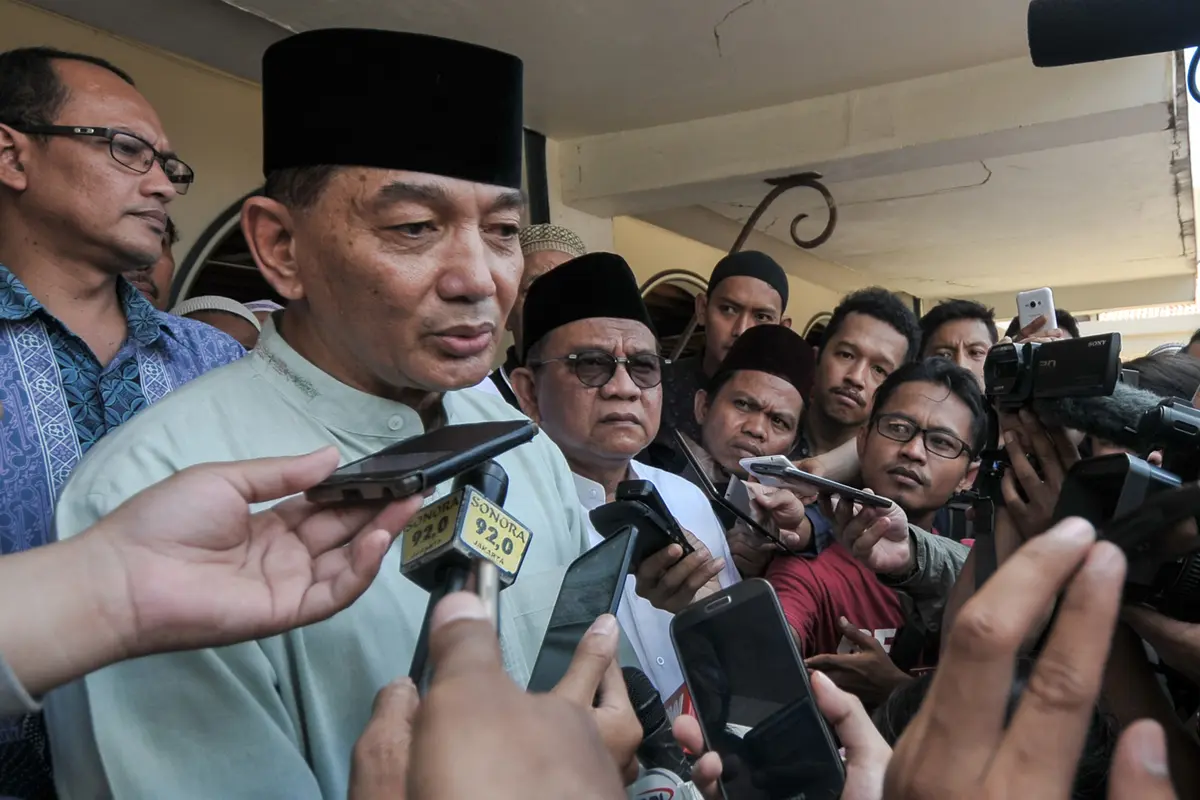 20160715-Cagub DKI Sjafrie Djamsoeddin Silahturahmi dan Salat Jumat di Luar Batang