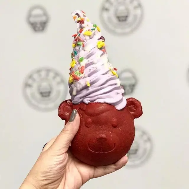 Cone Es Krim Ini Nyeleneh
