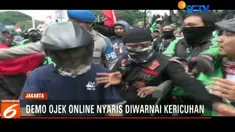 Dua orang pengemudi ojek online nyaris diamuk oleh rekan sesama ojek karena tidak ikut berdemo dengan yang lainnya.