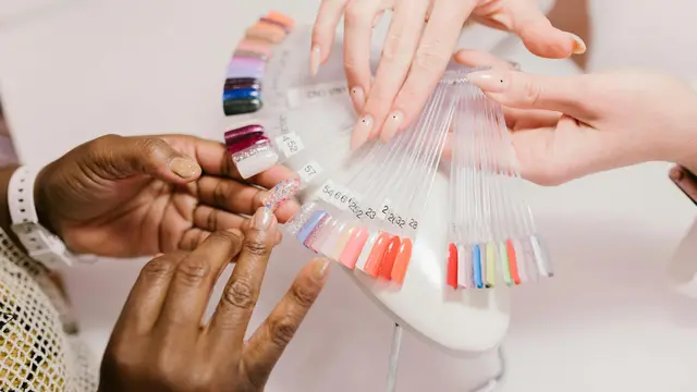 Cegah Jamur, 5 Cara Merawat Kuku Setelah Menggunakan Nail Art dan Press-On Nails