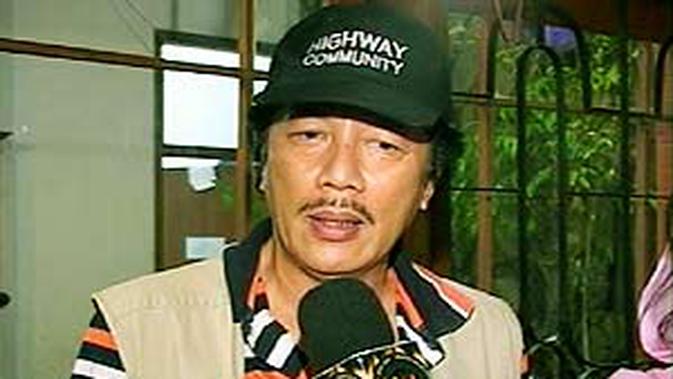 Artis Bandung Mengunjungi Pengungsi Papandayan Showbiz Liputan6 Com
