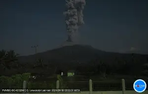 Gunung Lewotobi Laki-Laki di Flores Timur NTT kembali mengalami erupsi pada Rabu dini hari (18/9/2024), pukul 03.49 Wita. (Liputan6.com/ Dok PVMBG)