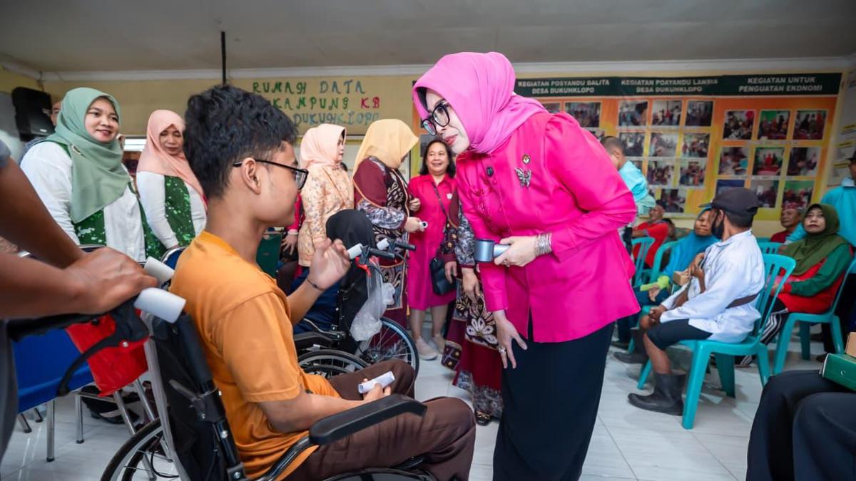 Lewat ATENSI Kemensos, Penyandang Disabilitas Psikososial Hasilkan Karya