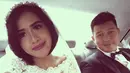Dirly resmi menikah dengan seorang pramugari bernama Nola Tyaz Handoyo. Pernikahan itu sendiri dilangsungkan secara tertutup. (Foto: instagram.com/dirlydave)