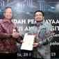 Pemimpin Divisi Bisnis Usaha Kecil 2 BNI Bambang Setyatmodjo (kiri) dan Chief Executive Officer Triplogic Oki Earlivan (kanan) menandatangani Perjanjian Kerja Sama (PKS) tentang Pembiayaan UMKM Melalui Akses Digital. Dok: BNI