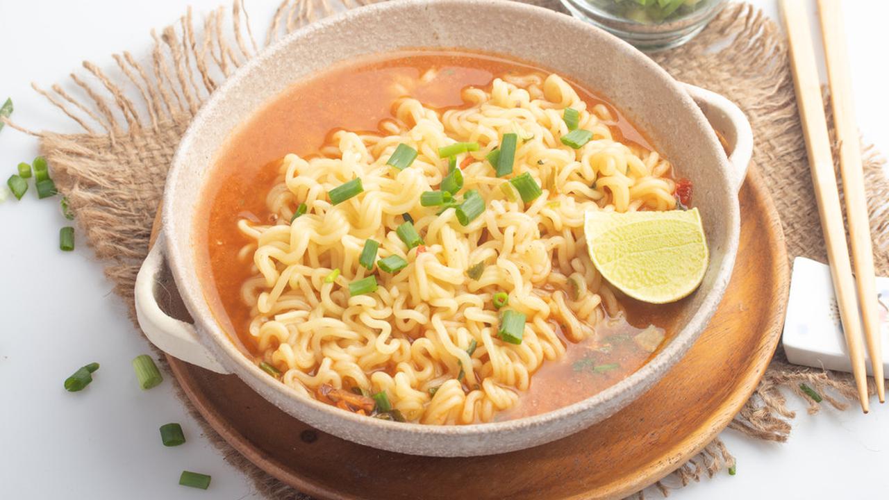 8 Resep Mie Kuah Pedas yang Menggugah Selera, Nikmat Saat Hujan