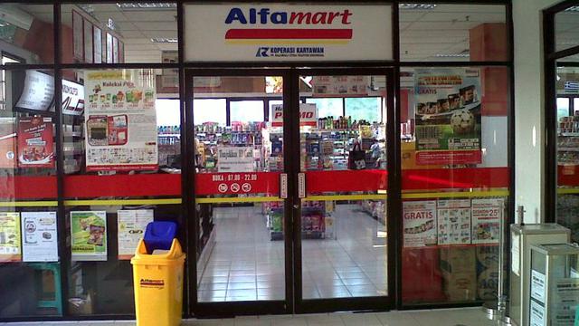 Alfamart.