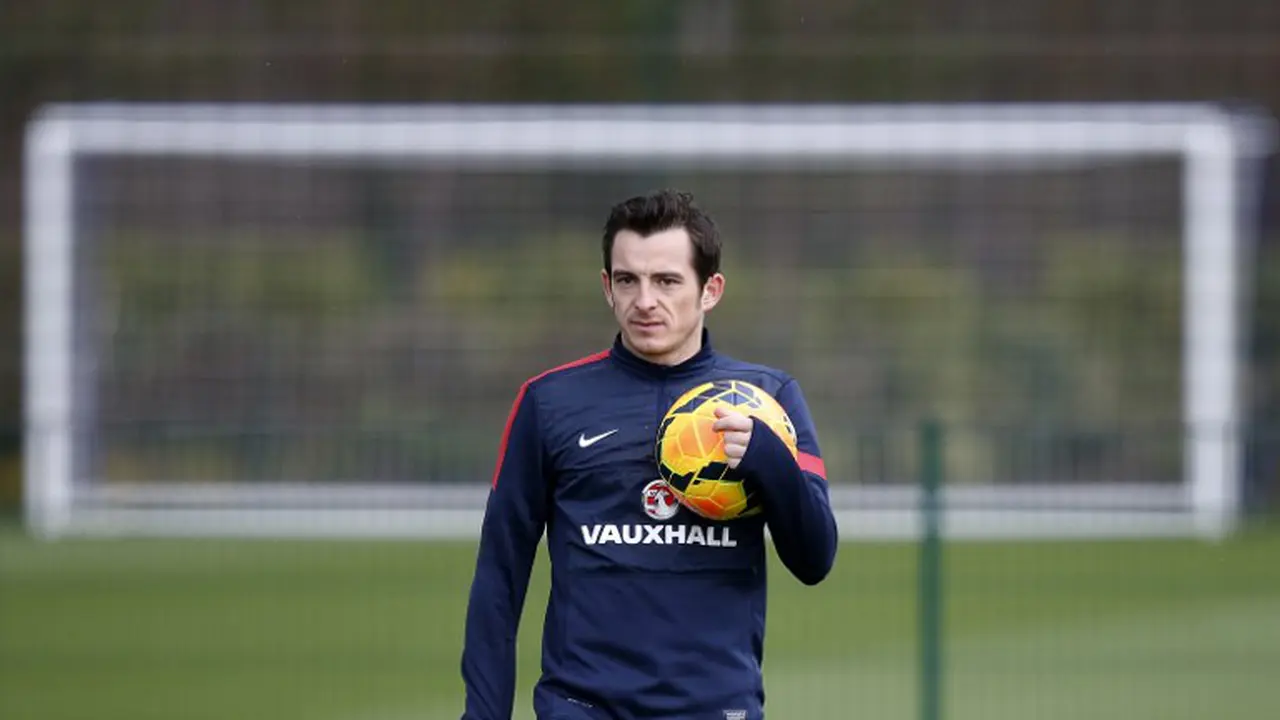 Leighton Baines