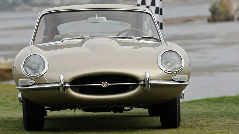 Jaguar E-type Jadi Mobil Terbaik Sepanjang Masa