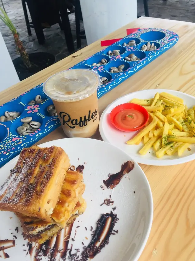 Kuliner sekitar Kebun Raya Cibodas (Foto: Instagram @raffleskafe_id)