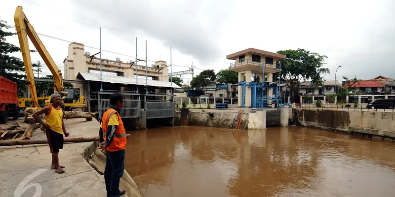 20160211-Sebagian Jakarta dan Bogor Diguyur Hujan, Ketinggian Air di Manggarai Normal