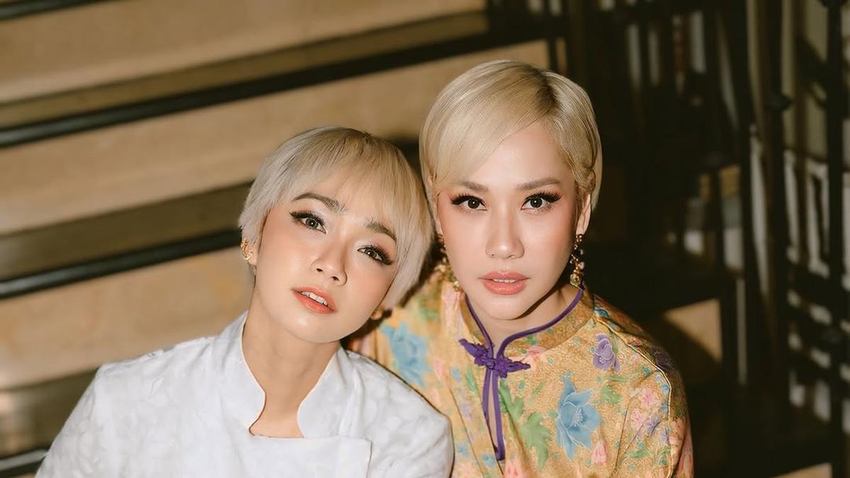 Tampilan Kembar Bunga Citra Lestari dan Intan Ayu Jadi Duo Pixie Blonde Saat Lebaran