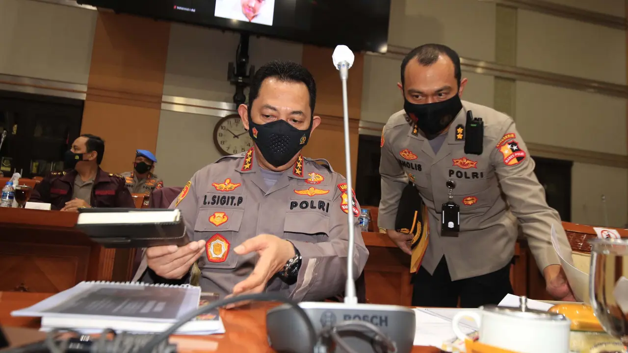 Raut Wajah Calon Kapolri Listyo saat Berhadapan dengan Komisi III DPR