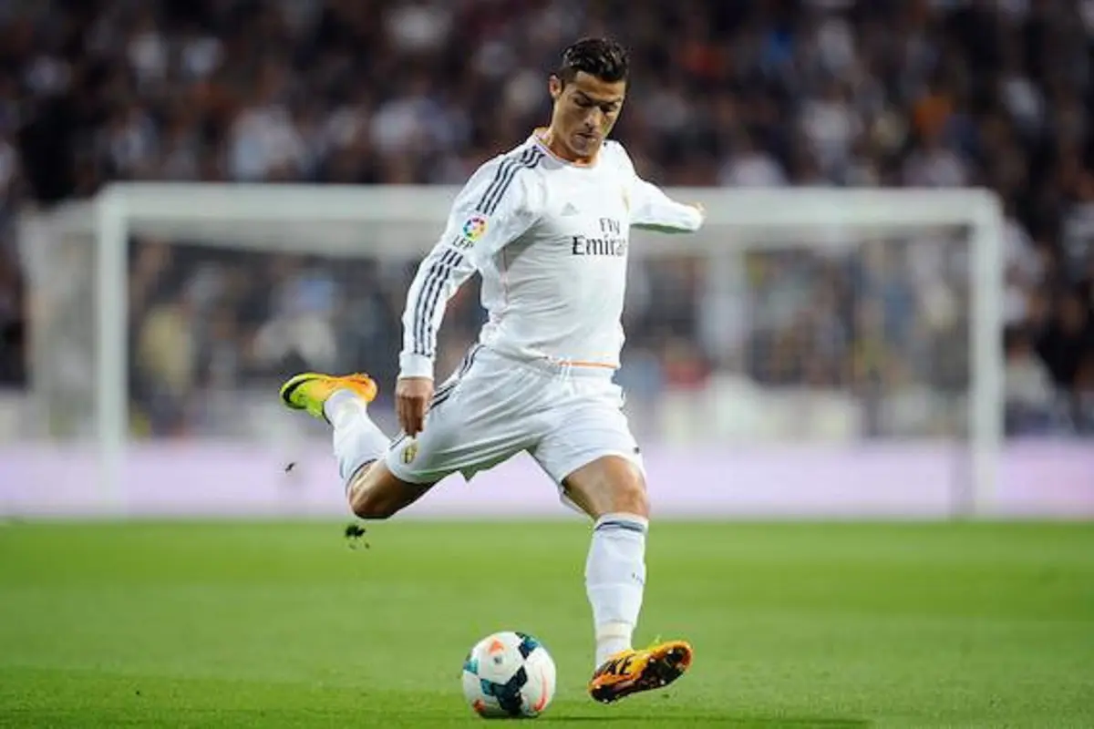 [Bintang] Cristiano Ronaldo