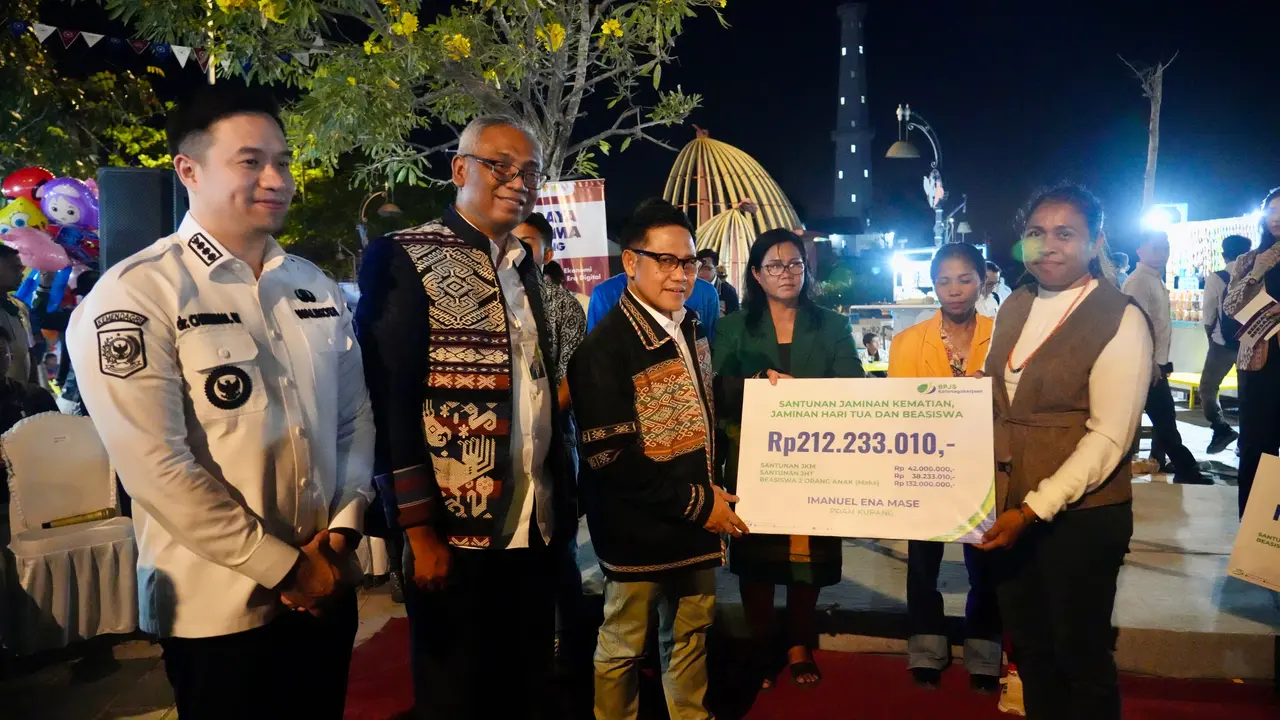 Menko Muhaimin Tegaskan Pentingnya BPJS Ketenagakerjaan saat Mendengarkan Aspirasi Pekerja Kreatif di NTT