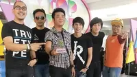 Grup Band The Titans Bubar?