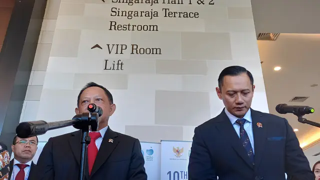 Menteri ATR/BPN Agus Harimurti Yudhoyono (AHY) beserta Menteri Dalam Negeri (Mendagri), Tito Karnavian menyinggung soal urgensi pembentukan Badan Air Nasional. (Foto: Liputan6.com/Maulandy)