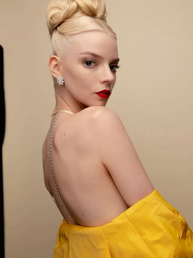 Anya Taylor Joy Jadi Wajah Baru Dior Women's Fashion dan Makeup