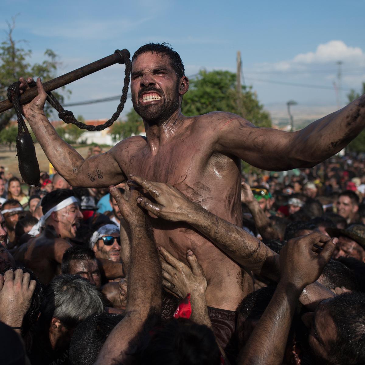 Tangalarda yalangoch qizlar porno