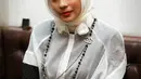 Aktris senior Raslina Rasidin mengaku sudah mengurangi aktivitasnya di dunia entertainment.  (Nurwahyunan/Bintang.com)