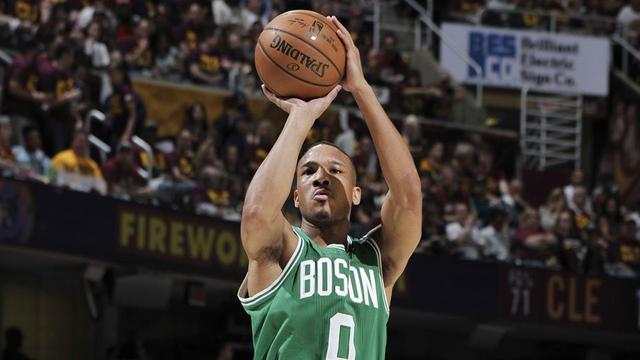 Avery Bradley memastikan kemenangan Boston Celtics atas Cleveland Cavaliers pada Gim 3 di Final Wilayah Timur NBA (Twitter Boston Celtics)