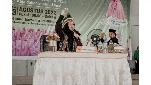 6 Momen Oki Setiana Dewi Lakukan Safari Dakwah di Papua, Semangat Berbagi Ilmu