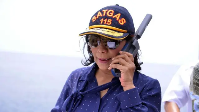 Kementerian Kelautan dan Perikanan bersama Satgas 115 kembali melakukan pemusnahan barang bukti tindak pidana perikanan dengan menenggelamkan kapal perikanan pelaku illegal fishing di Natuna. (Dok: KKP)