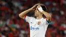 Pemain Barcelona, Joao Felix, tampak kecewa setelah bermain imbang melawan Real Mallorca pada laga pekan ke-7 La Liga 2023/2024, di Stadion Mallorca Son Moix Rabu (27/9/2023). Kedua tim bermain sama kuat 2-2. (AFP/Jaime Reina)